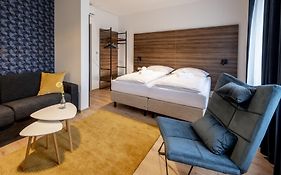 Hotel Zu Freunden